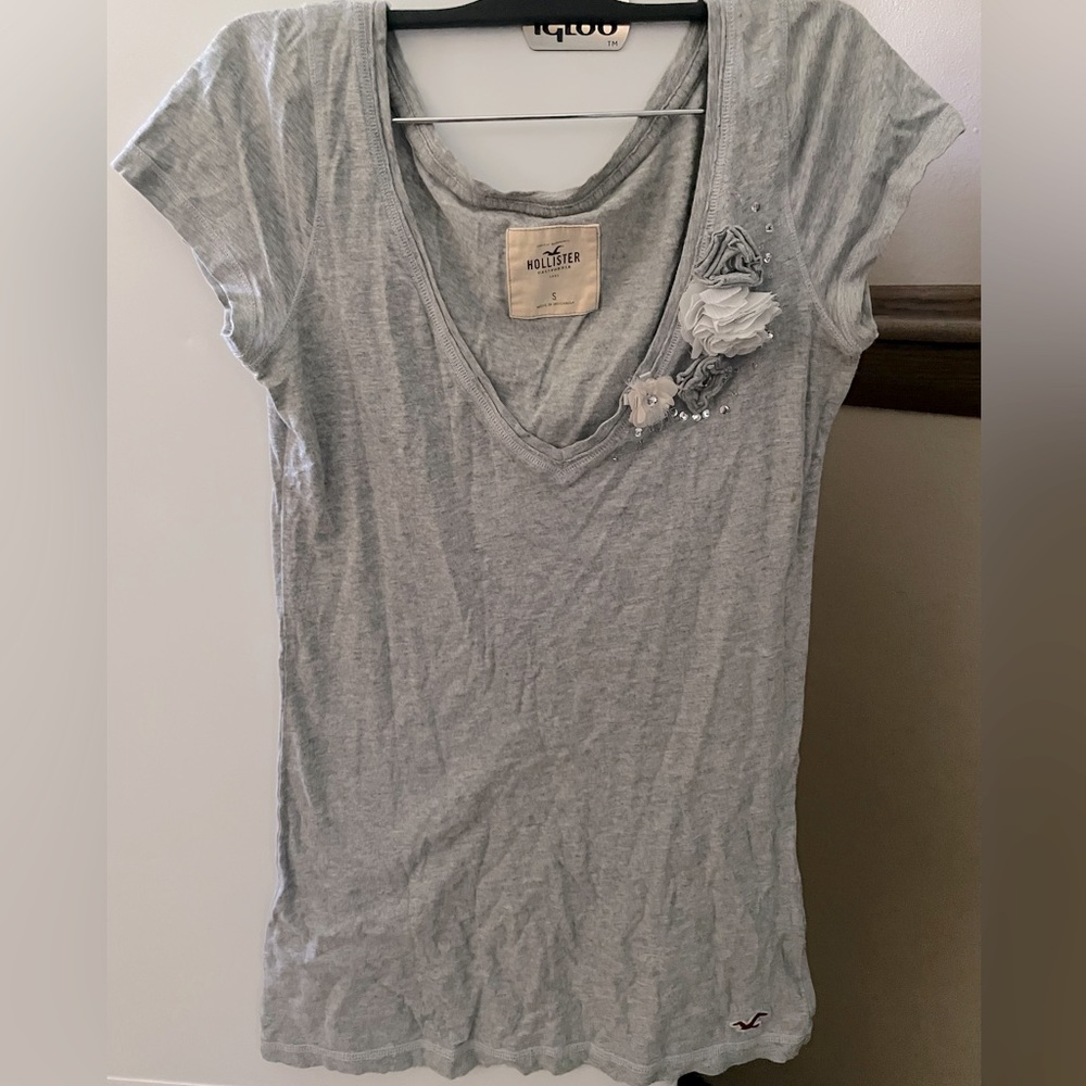 Hollister Tee